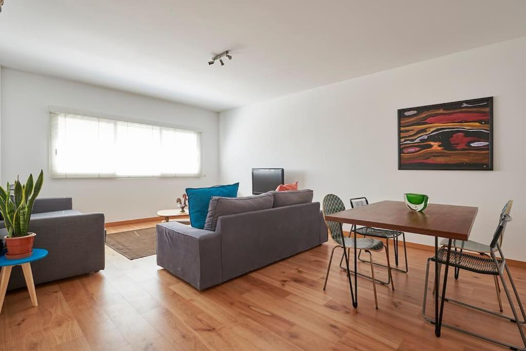 Modern Apartment In Parque Das Nacoes Lisbon Exterior photo