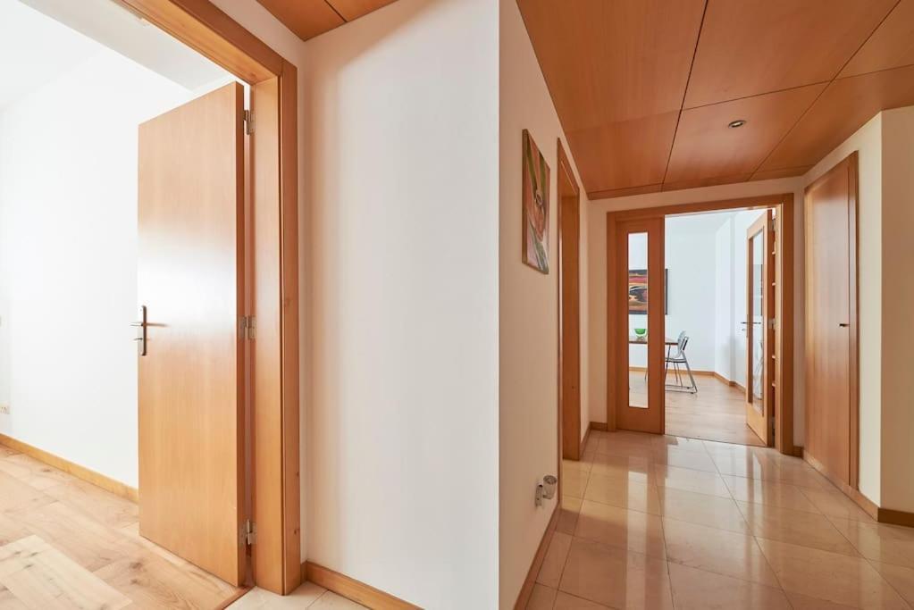 Modern Apartment In Parque Das Nacoes Lisbon Exterior photo