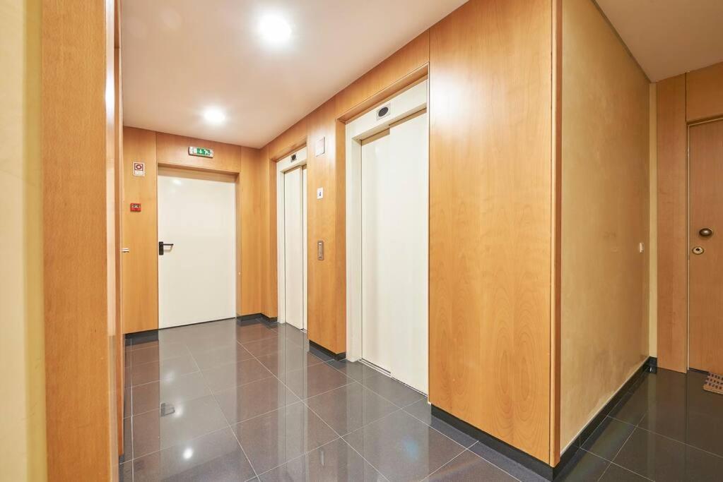 Modern Apartment In Parque Das Nacoes Lisbon Exterior photo