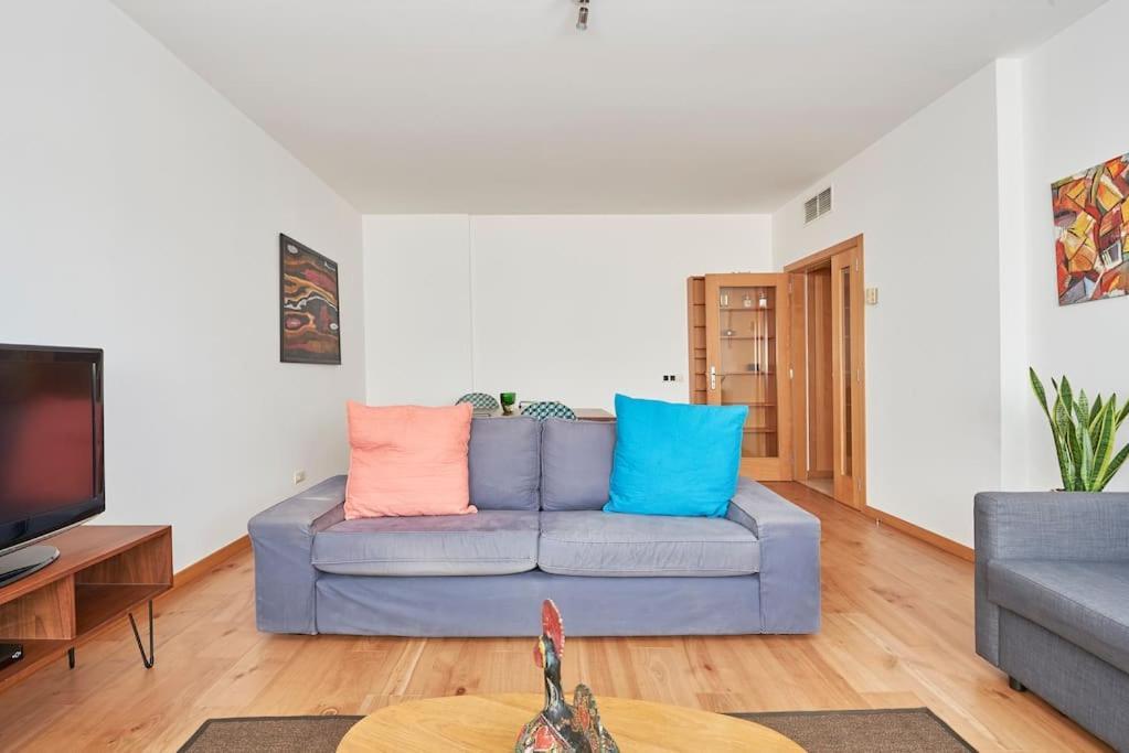 Modern Apartment In Parque Das Nacoes Lisbon Exterior photo