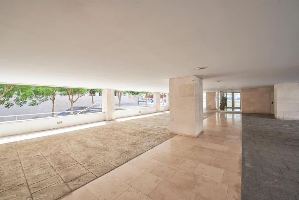 Modern Apartment In Parque Das Nacoes Lisbon Exterior photo